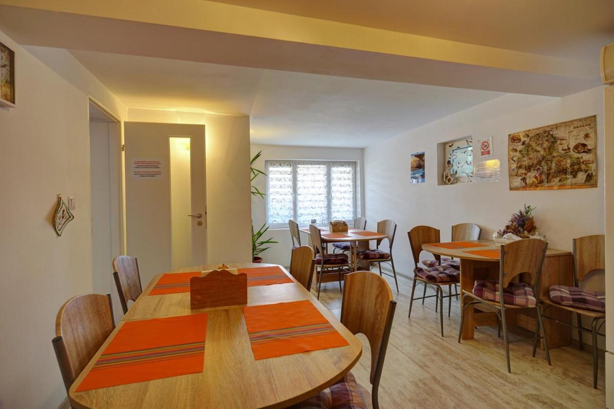Vila Alba Braşov Rom bilde